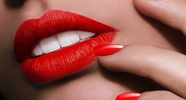 Trend Alert : Σαρκώδη Χείλη Αλλά Με Φυσική Εμφάνιση